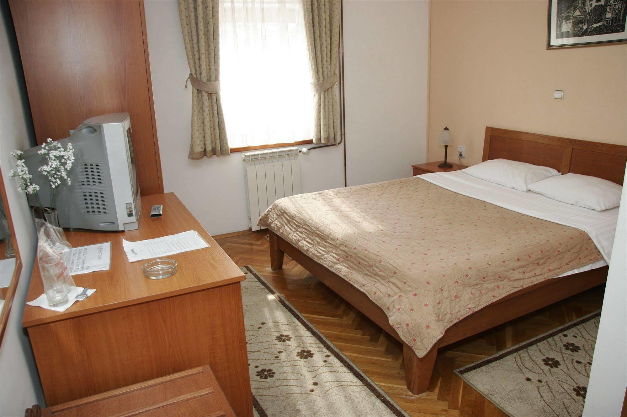 Hotel Sucevic Garni Belgrado Esterno foto