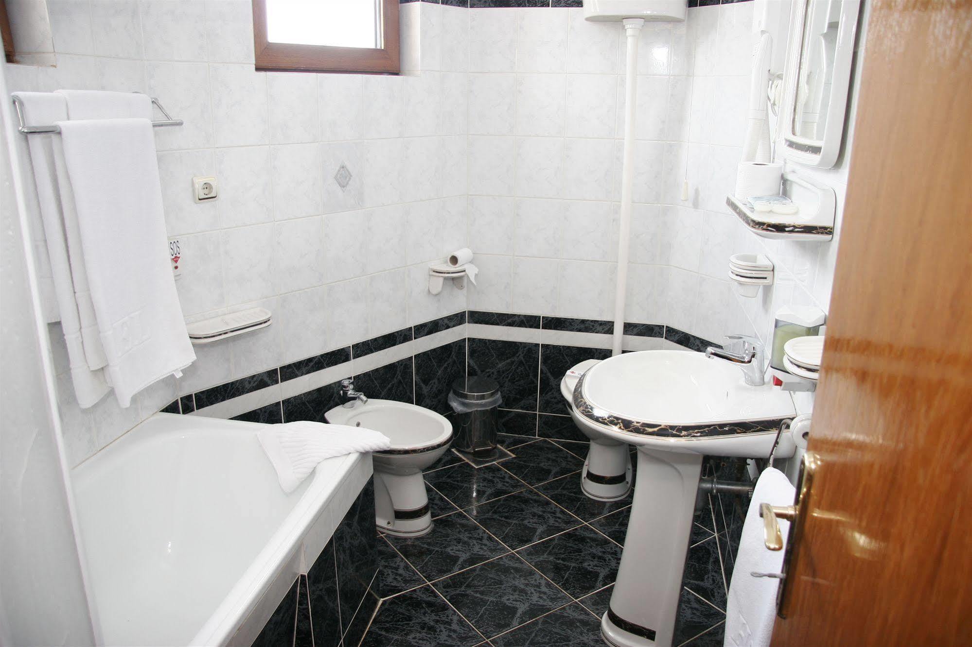 Hotel Sucevic Garni Belgrado Esterno foto