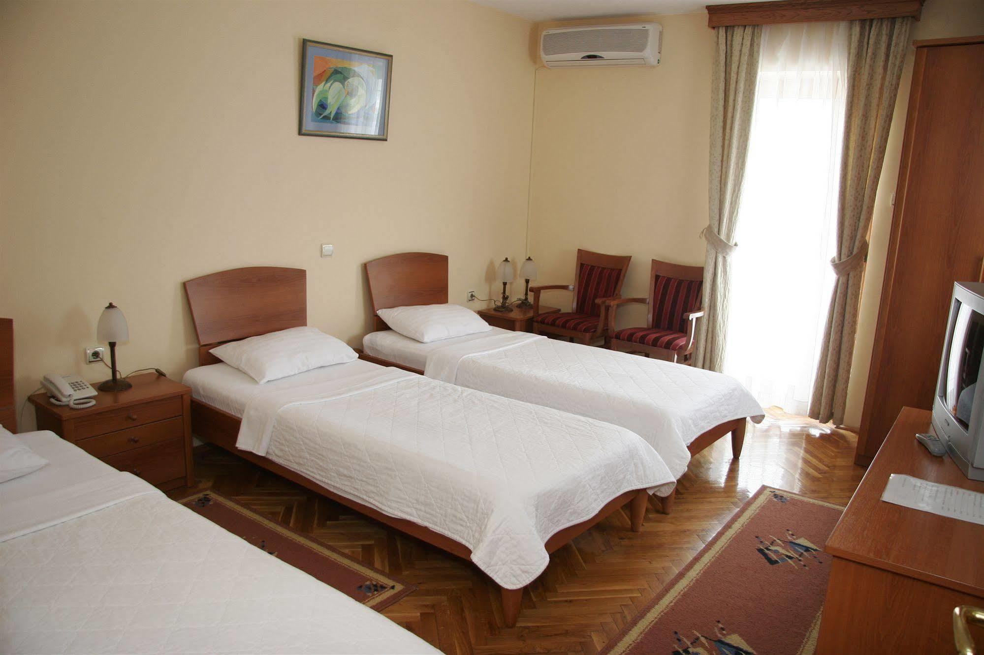 Hotel Sucevic Garni Belgrado Esterno foto