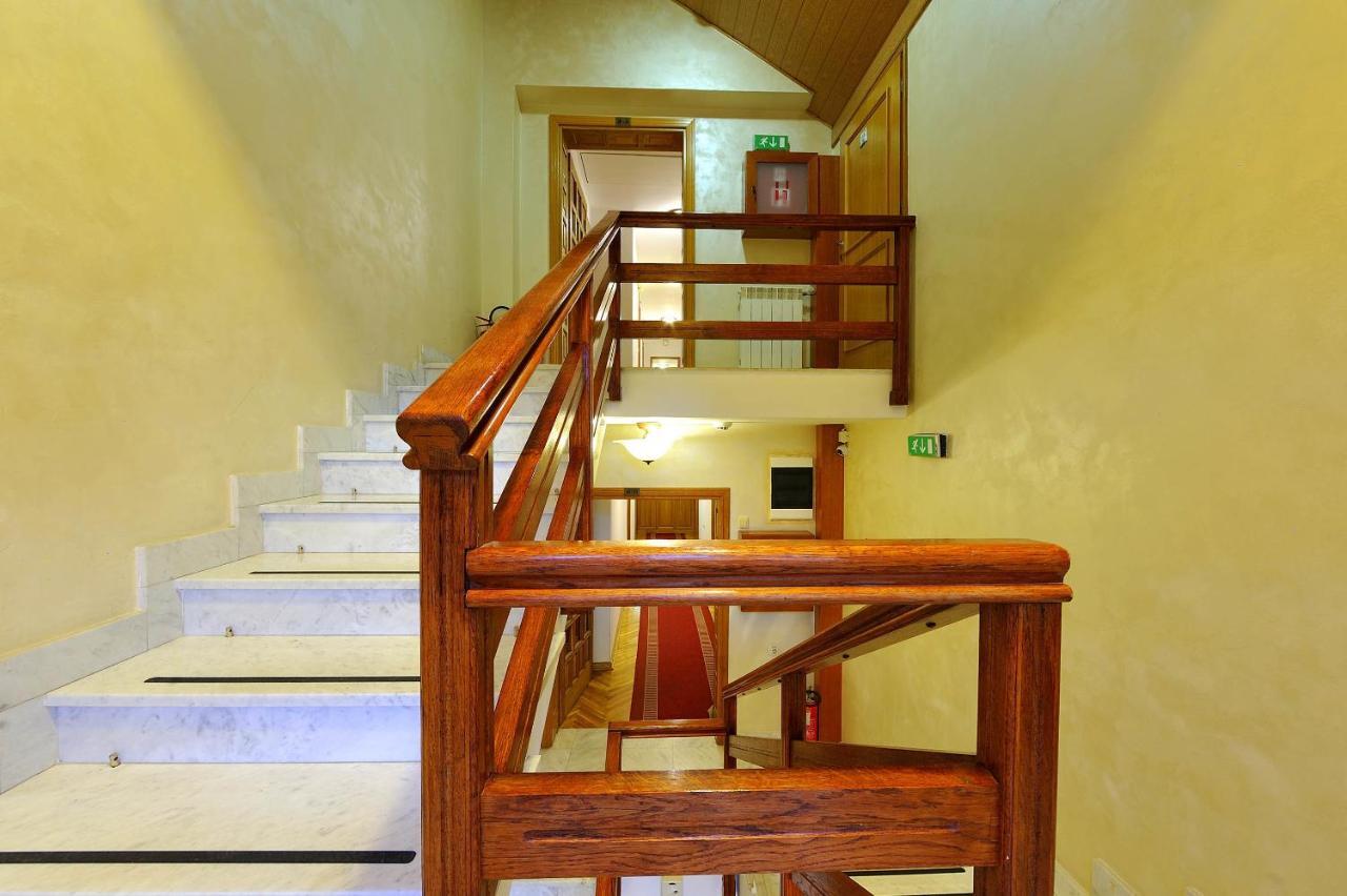 Hotel Sucevic Garni Belgrado Esterno foto